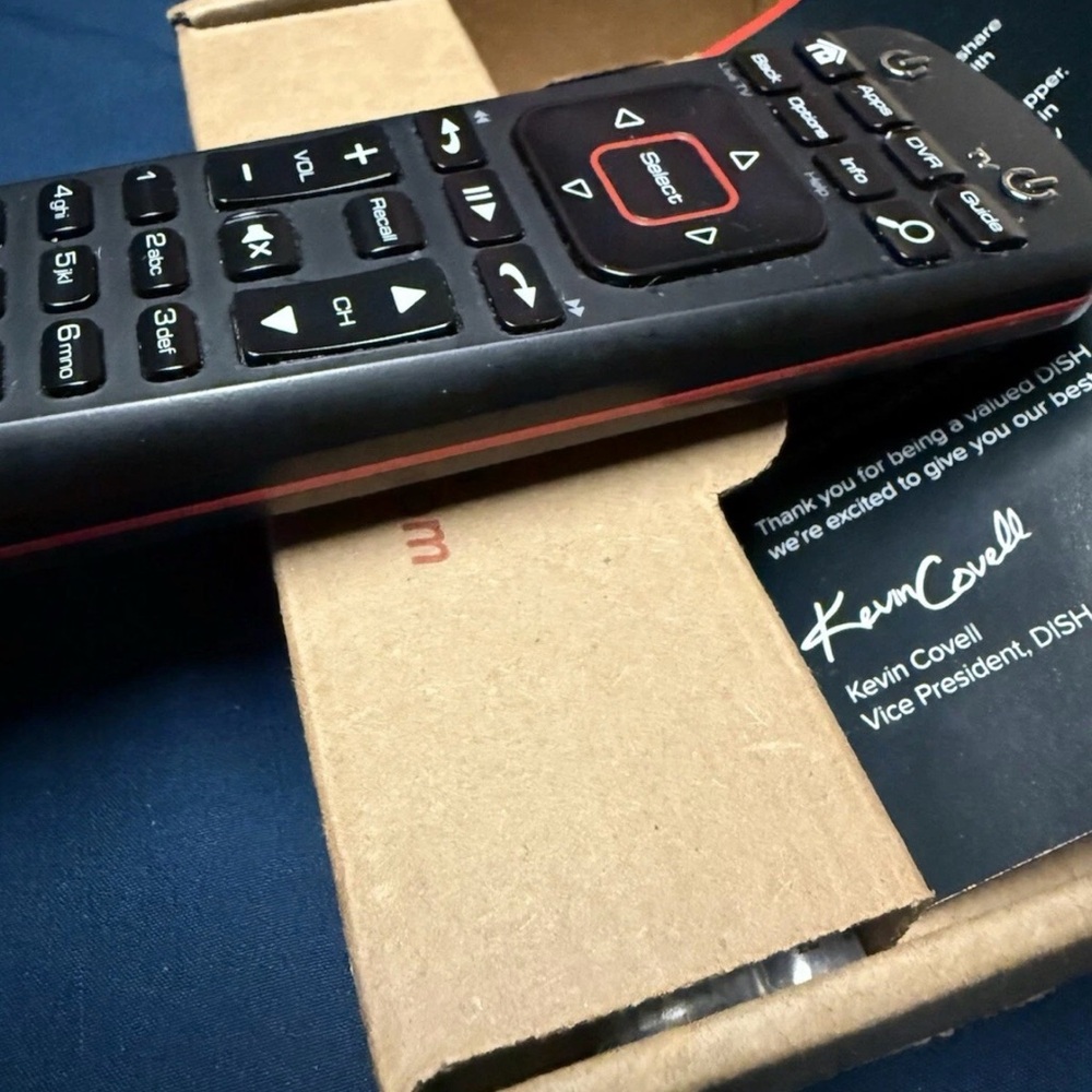 Black Remote Control - Picture 5 of 6